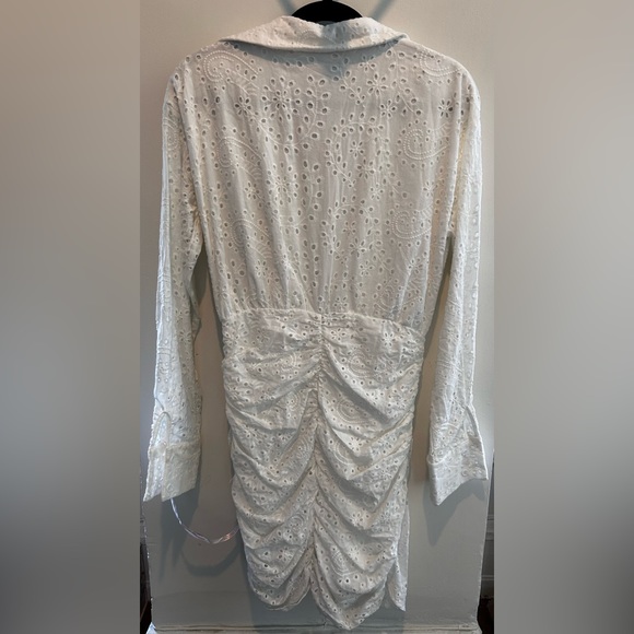 Brand new Missguided white broderie plunge shirt dress, size 4. - Picture 6 of 8